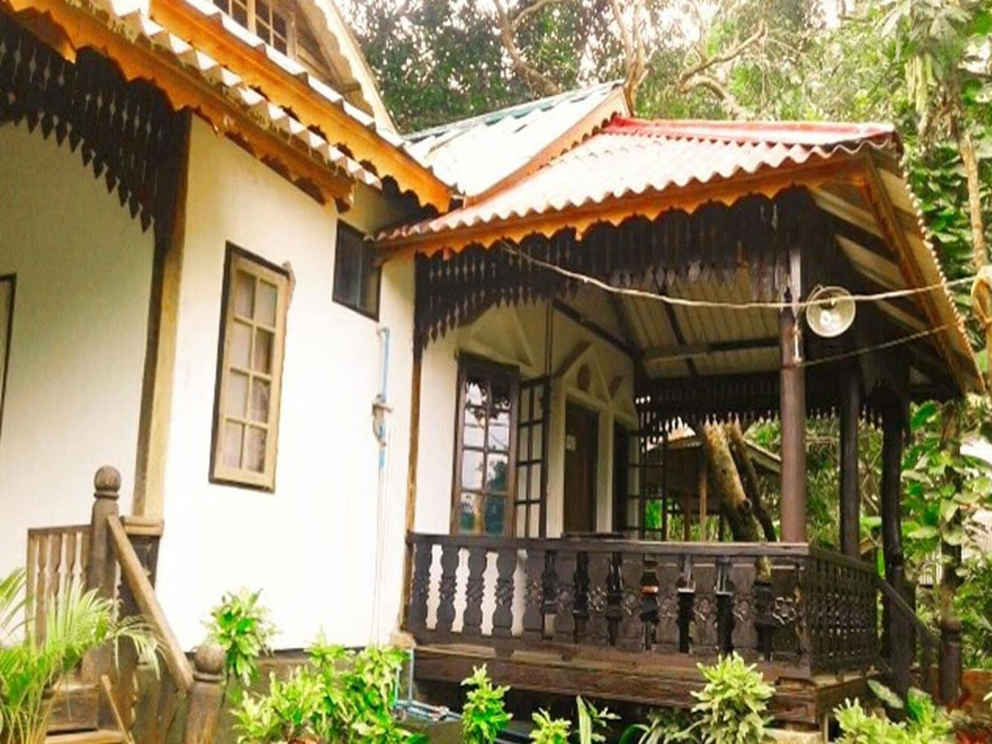 Prince Hotel Mrauk U ภายนอก รูปภาพ